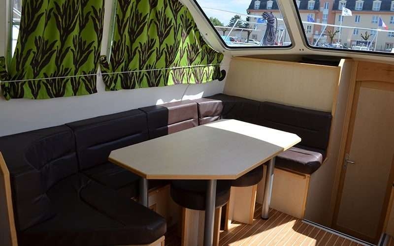 Photo:  Tarpon 37 Duo Prestige