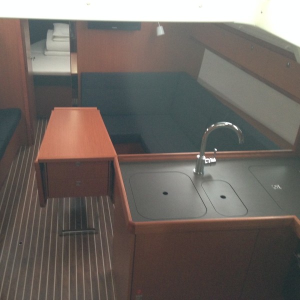 Photo:  Bavaria Cruiser 37