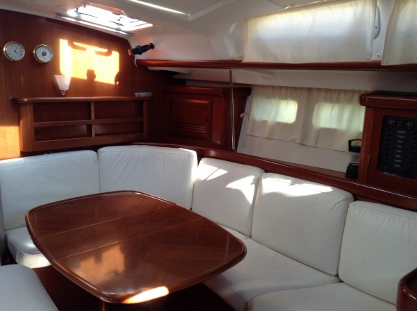 Photo:  Oceanis 42.3