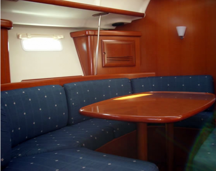 Photo:  Oceanis 393 Clipper