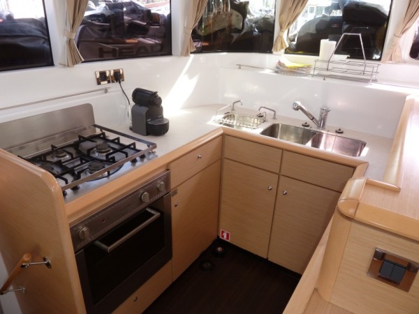 Photo:  Lagoon 500**