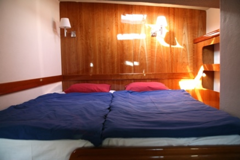 Photo:  Privilege 495