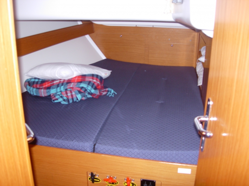 Photo:  Cyclades 50.4