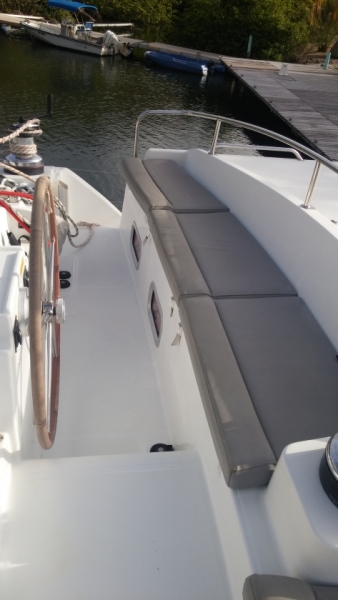 Photo:  Lagoon 440 A/C; Gen.