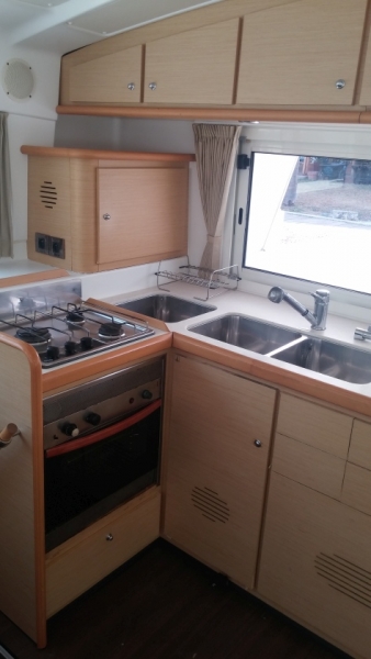 Photo:  Lagoon 440 A/C; Gen.