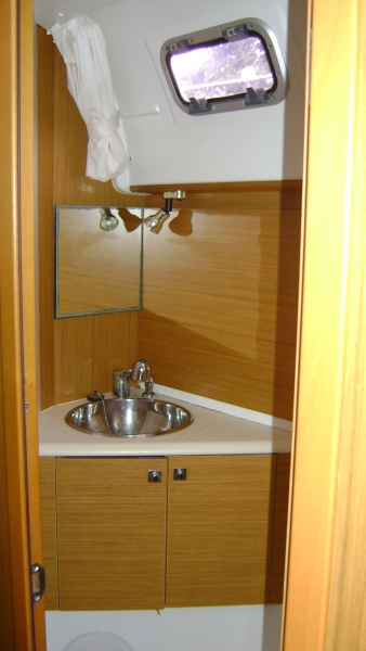 Photo:  Sun Odyssey 44i