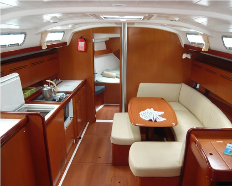 Photo:  Cyclades 43.3