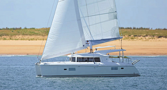 Product Image Lagoon 420 / 421