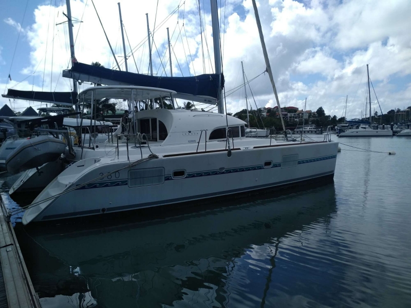 Photo:  Lagoon 380 S2