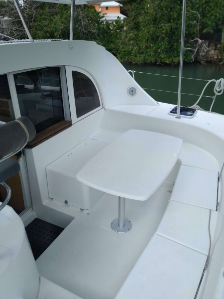 Photo:  Lagoon 380 S2