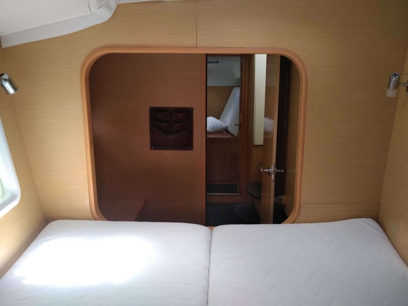 Photo:  Lagoon 380 S2