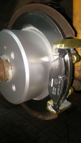 Photo:  BMW 325ix / Alpina b3 2,7 Allrad E30