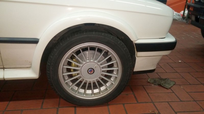 Photo:  BMW 325ix / Alpina b3 2,7 Allrad E30