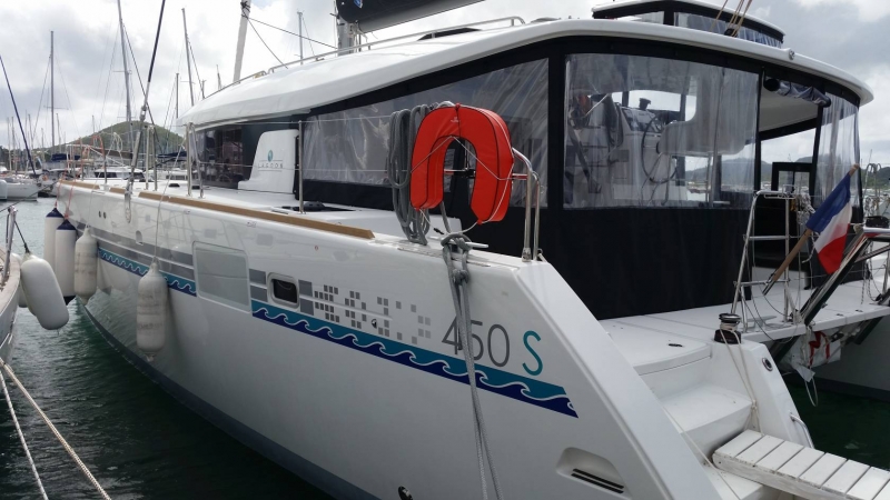Product Image Lagoon 450 S
