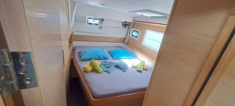 Photo:  Lagoon 400 S2