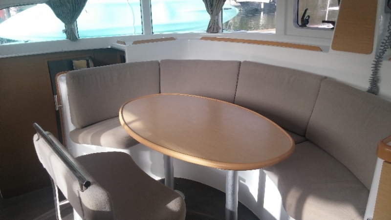 Photo:  Lagoon 380 S2