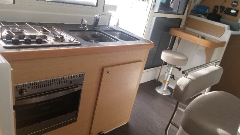 Photo:  Lagoon 380 S2