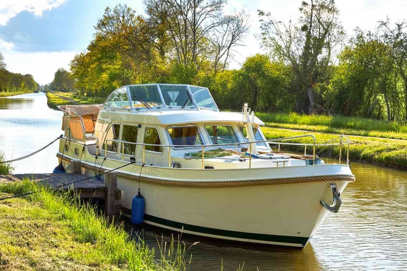 Product Image Cruiser Premium Steel 4/6 Pers. (Linssen Grand Sturdy 34.9)