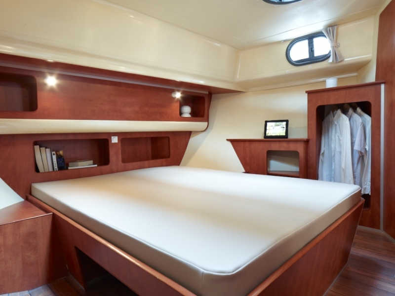 Photo:  Cruiser Premium+ 4/6 Pers. (N SIXTO Prestige C)