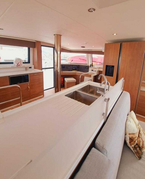 Photo:  Bali 4.6 Gen, A/C, Waterm.