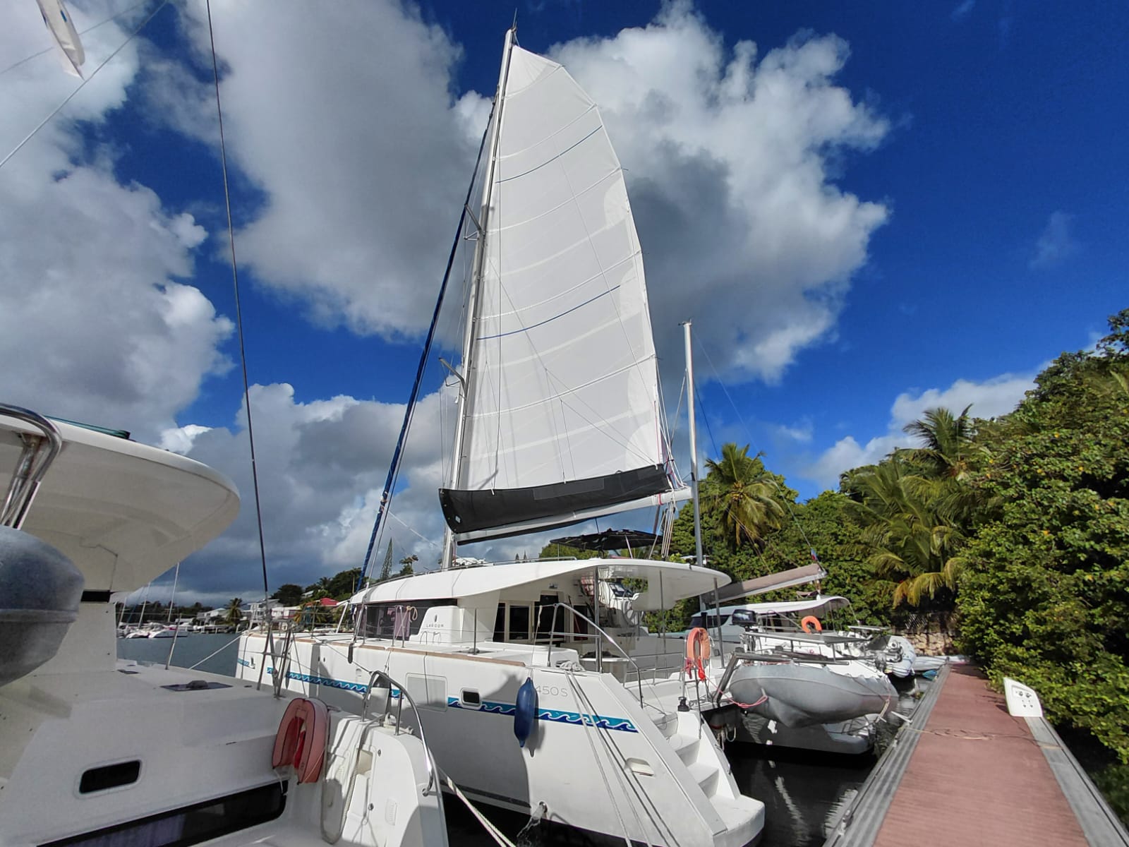 Lagoon 450 S "Toja" @ St. Martin