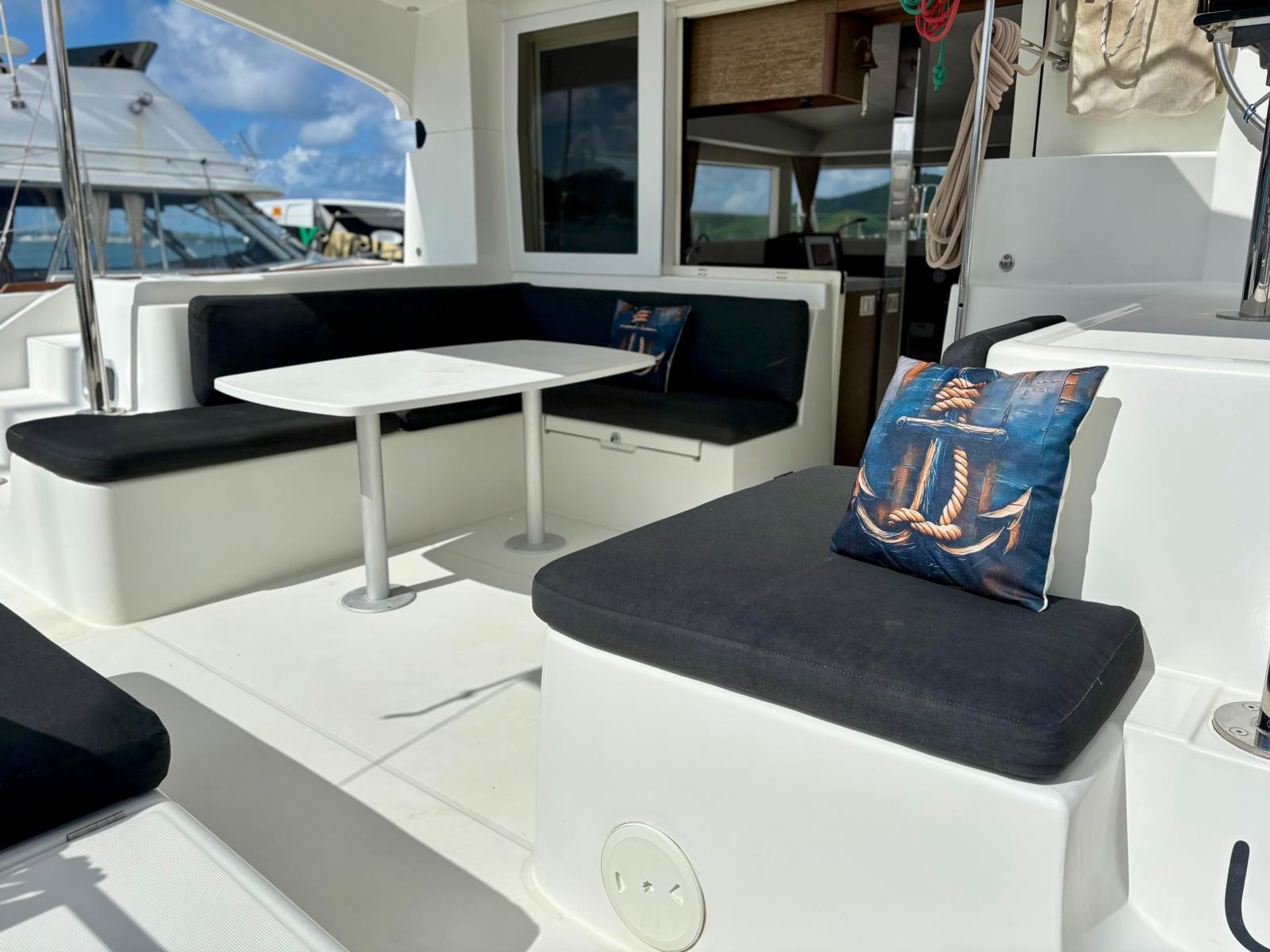 Lagoon 40 Unicorn SOLD