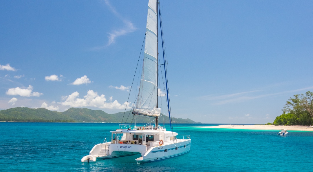 Vpm Yachtcharter Cabin Cruises Cabin Cruise Seychelles On