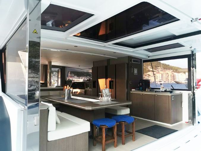 Catlante 620 Cockpit